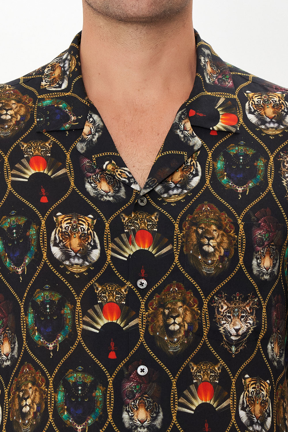 SHORT SLEEVE CAMP COLLARED SHIRT JAGGIS JEWELS