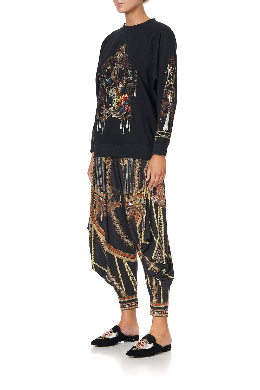 RAGLAN SLEEVE SWEATER BELLE OF THE BAROQUE