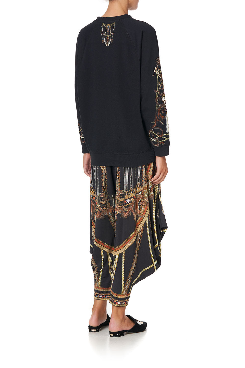 RAGLAN SLEEVE SWEATER BELLE OF THE BAROQUE