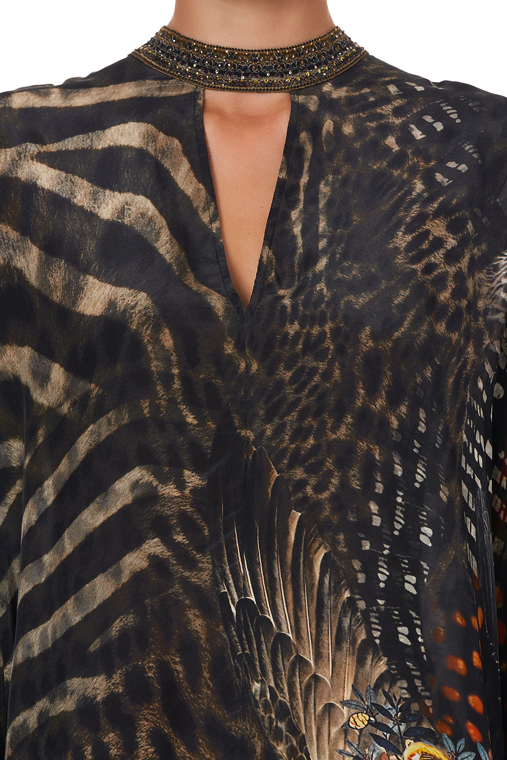 KAFTAN WITH HIGH COLLAR STAND TREASURE CHASER