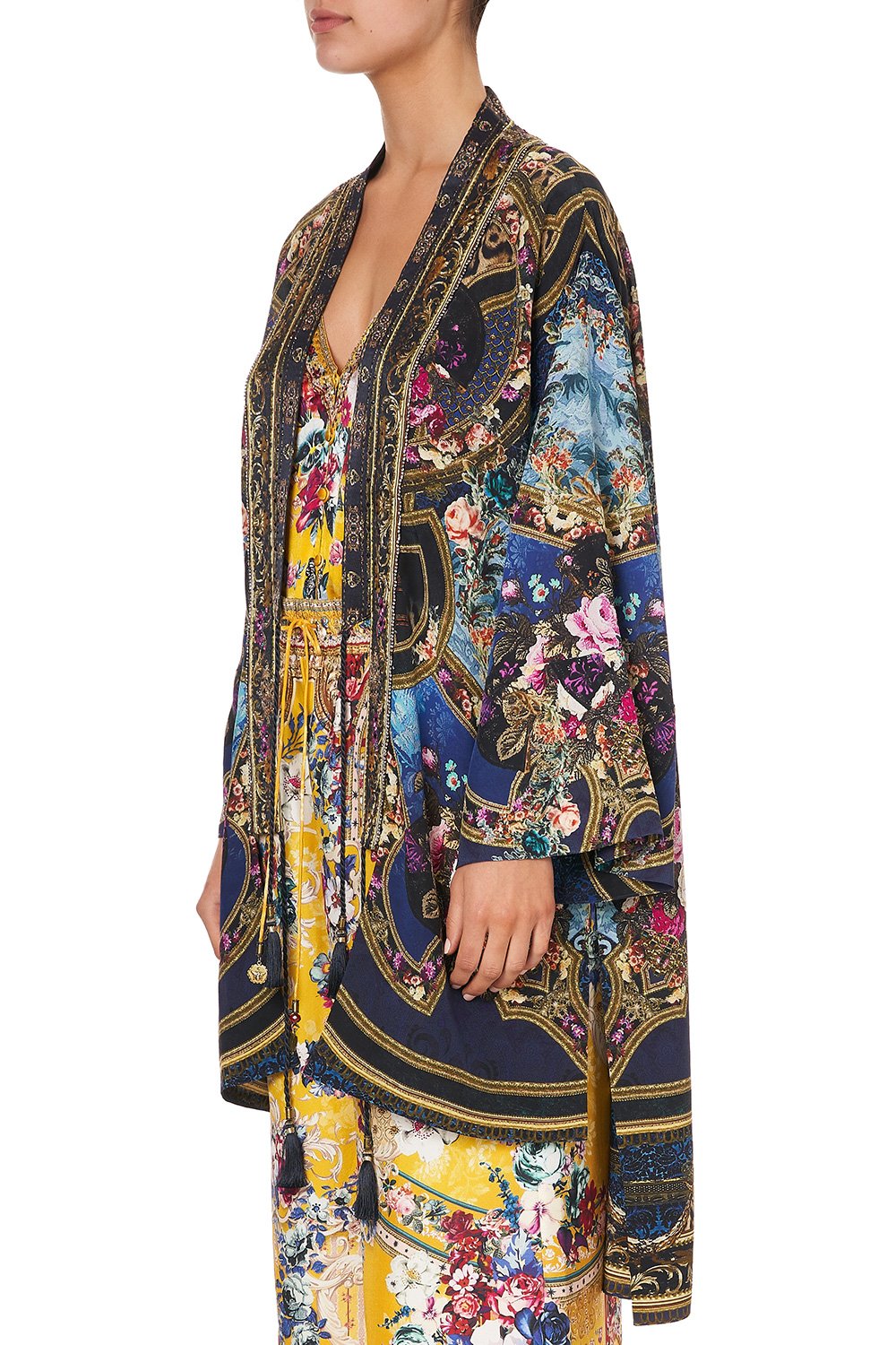 LAYERING WITH NECK BANDS FIELDS OF TREASURE