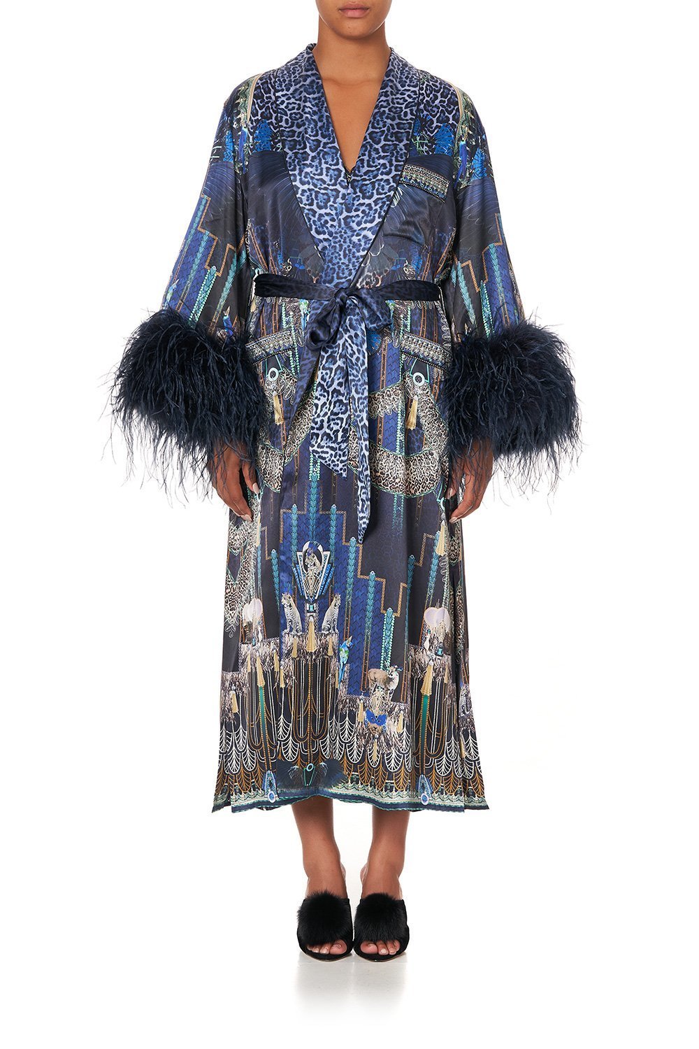 LONG ROBE WITH FLARED SLEEVE DRIPPING IN DECO
