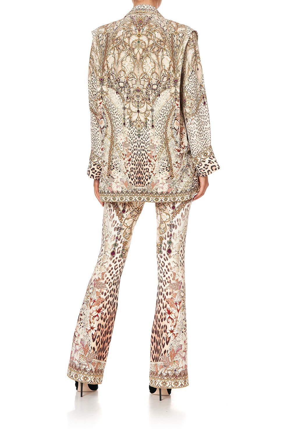 RELAXED BLAZER WITH WIDE CUFF ALL IS NOUVEAU