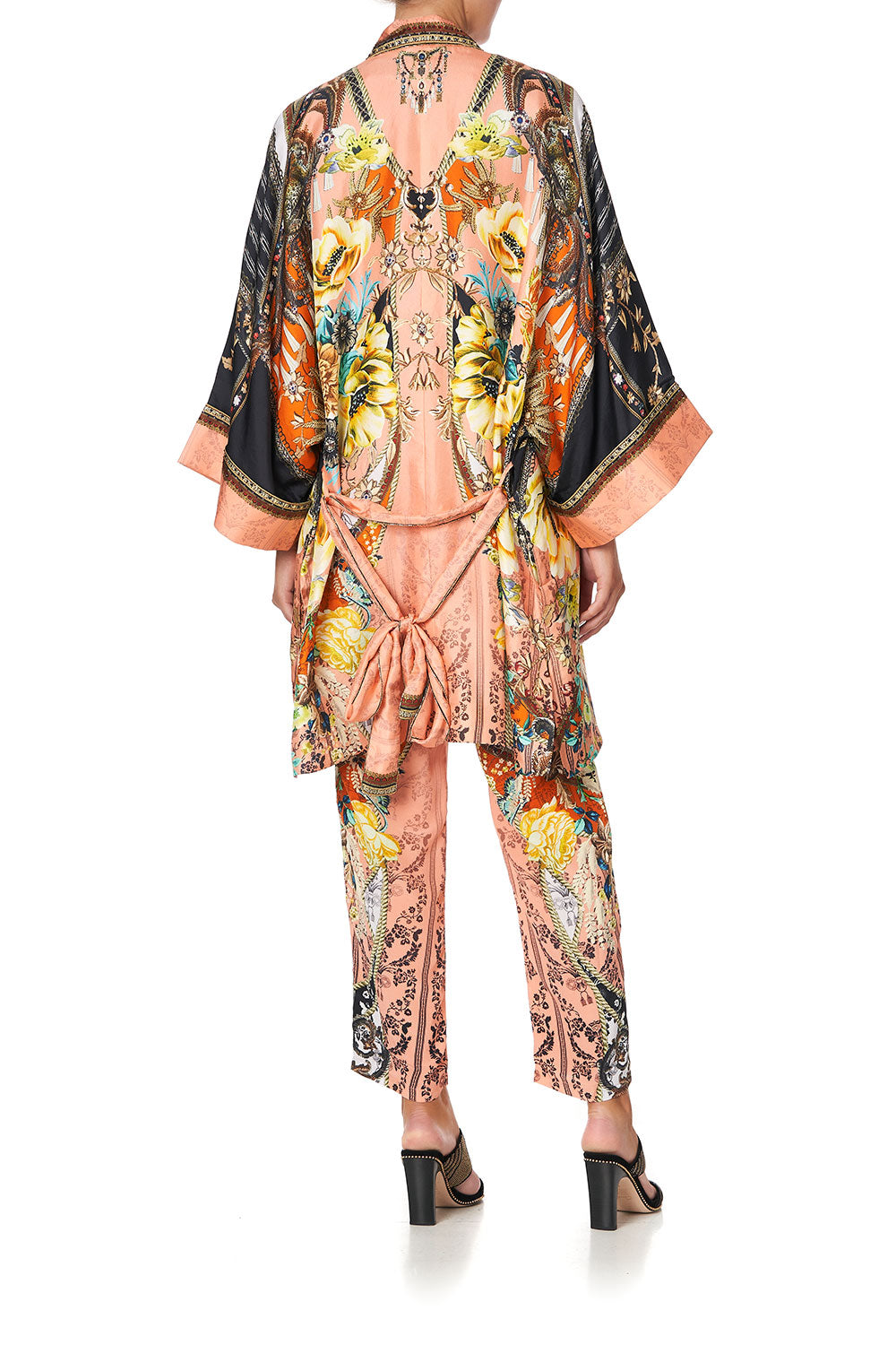 ROBE WITH NARROW COLLAR WATCH THE THRONE