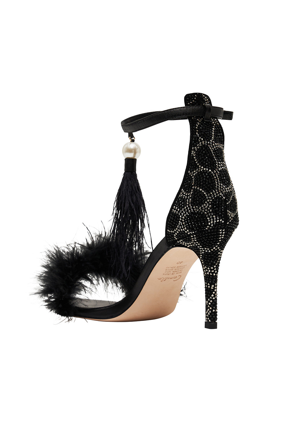 FEATHERED HEEL SOLID BLACK