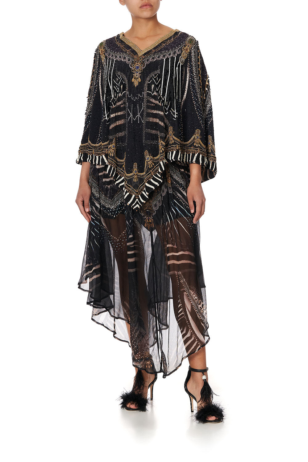 SHORT LAYERING CAPE QUECHUA KING