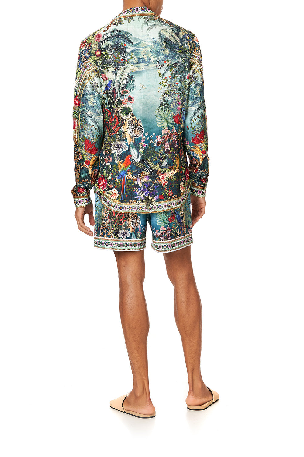 COLLARED LONG SLEEVE SHIRT IF THESE WALLS COULD TALK