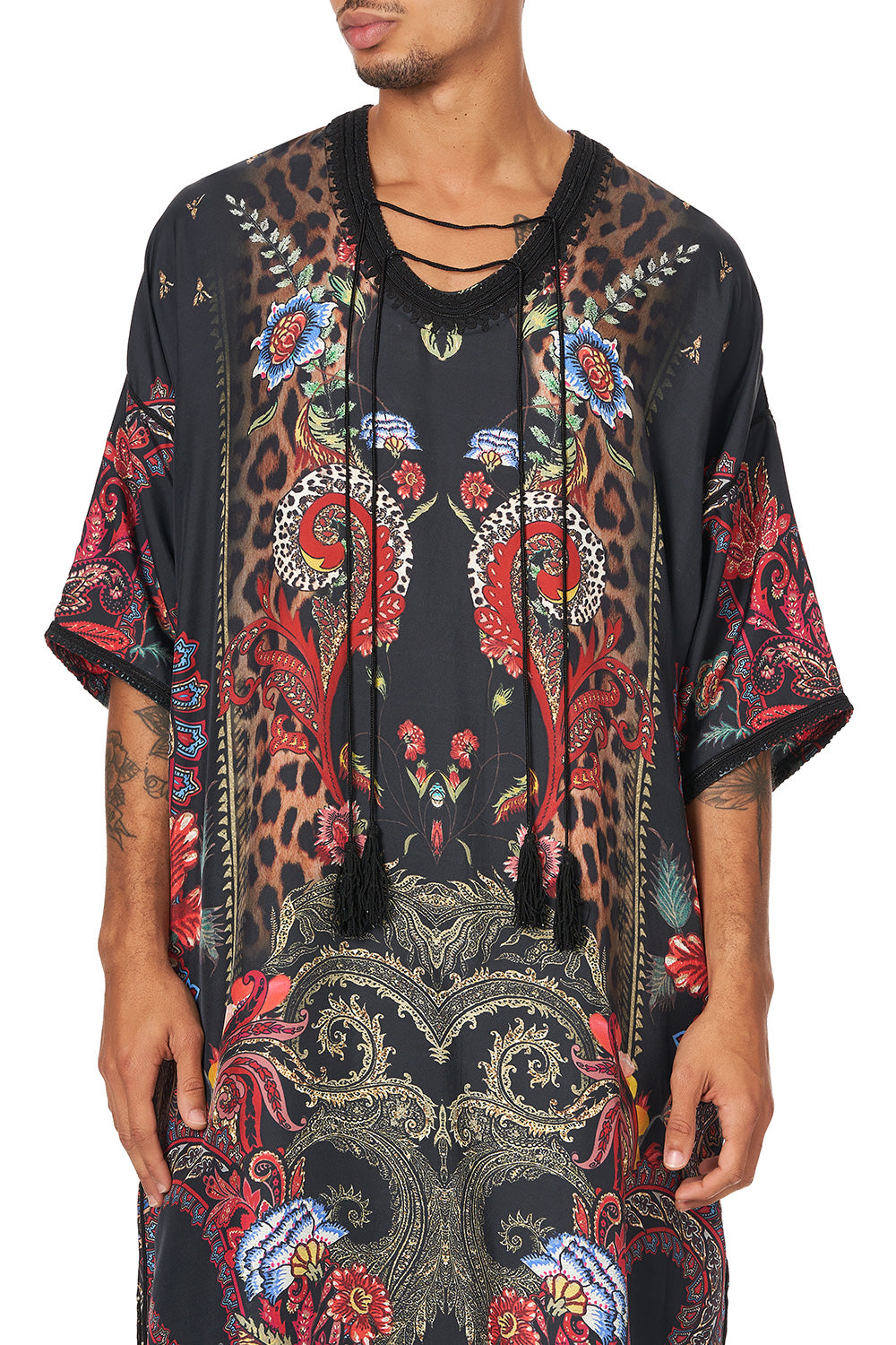 TASSLED LONG LENGTH MANTAN WOODSTOCK ROCK