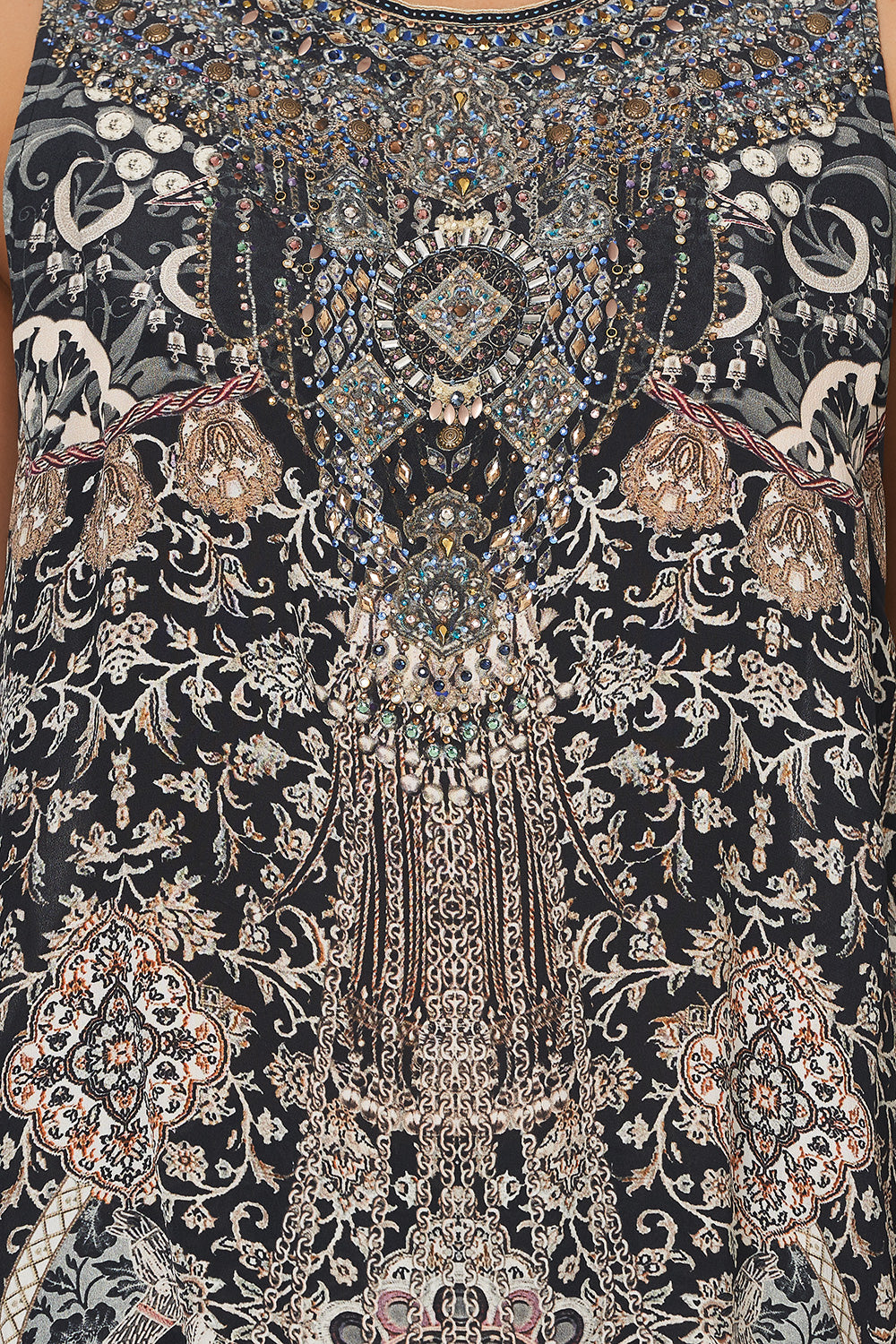 BUTTON BACK TOP DUST HER OFF