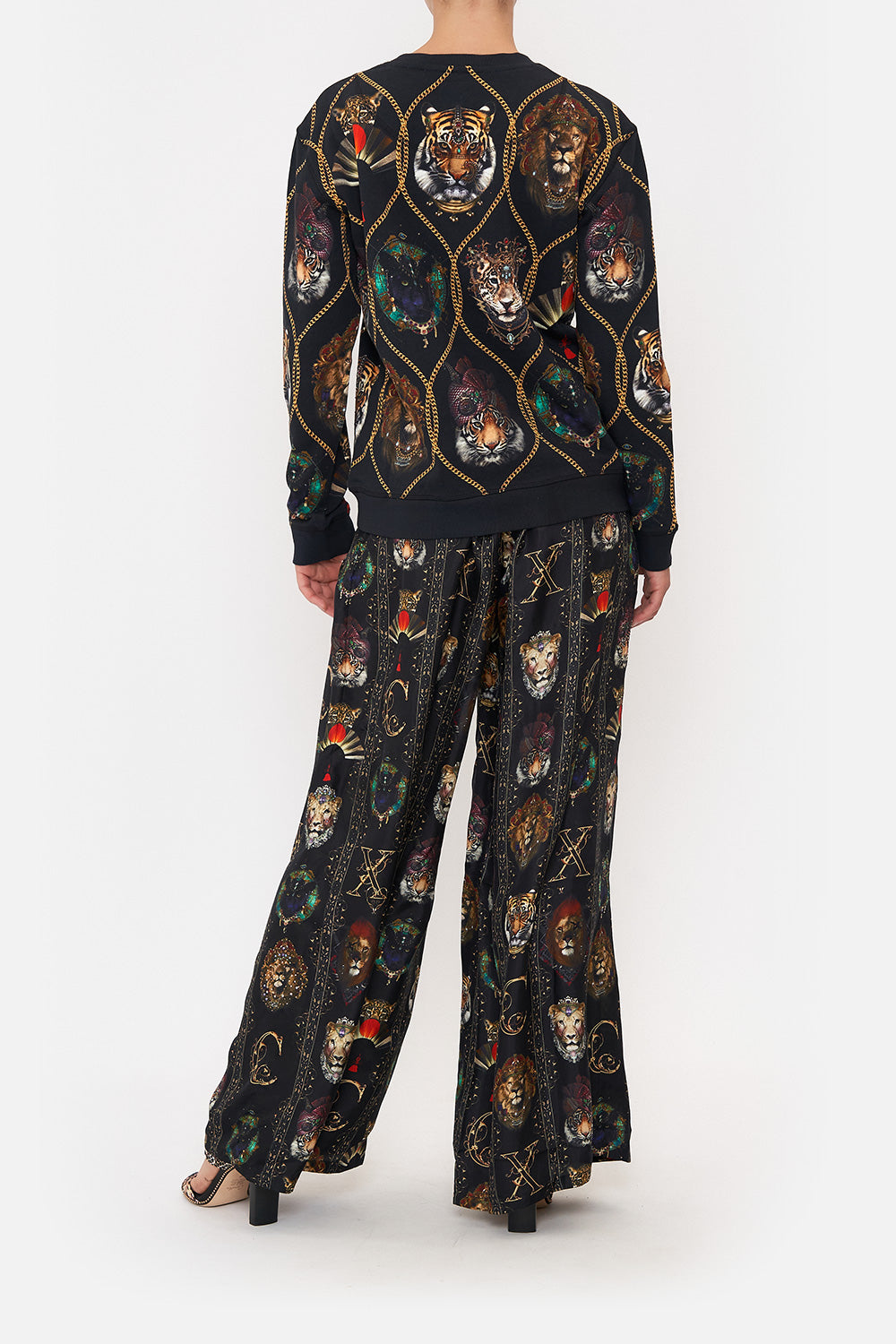 ROUND NECK SWEATER JAGGIS JEWELS