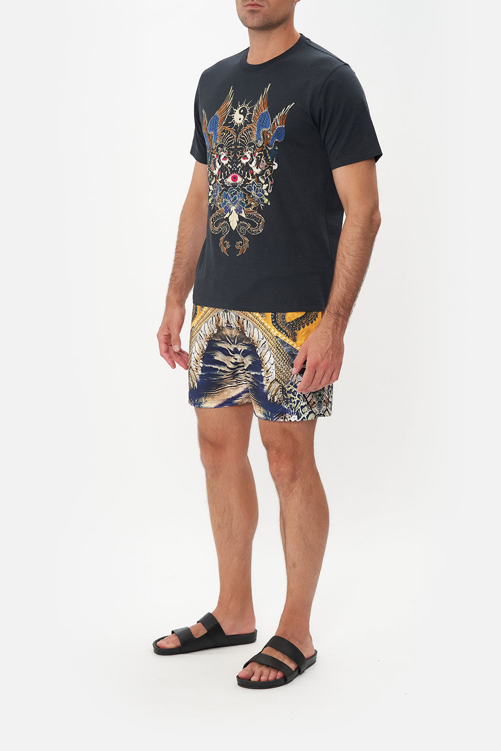 RELAXED FIT TEE DANCE OF THE DRAGON