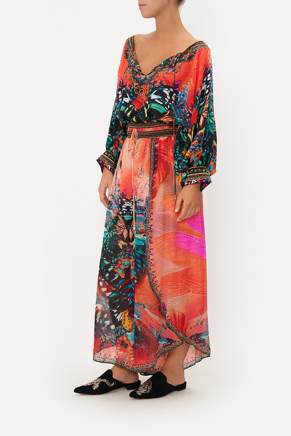 CURVED HEM PANT IN A FLUTTER