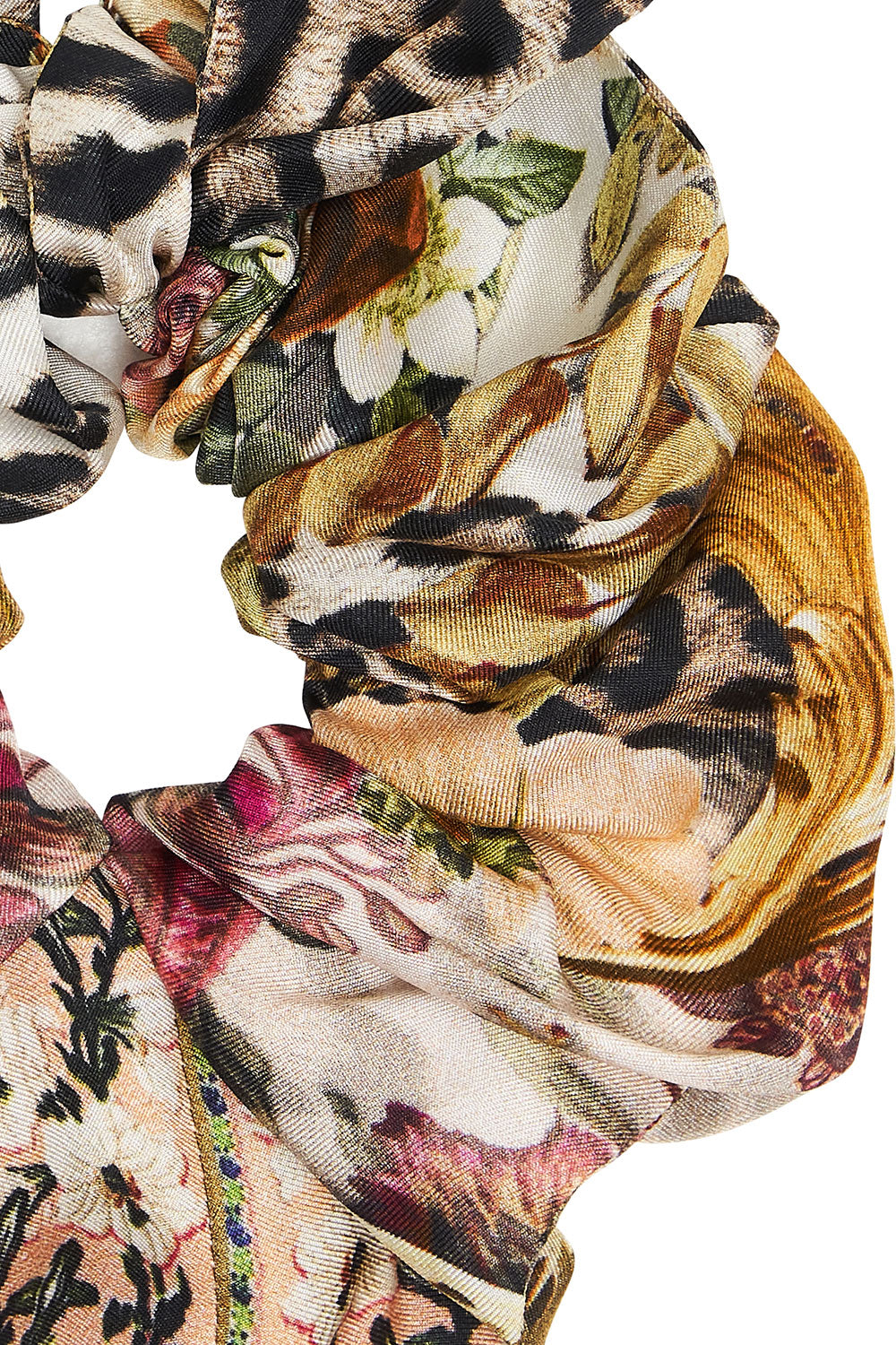 SCRUNCHIE ANARCHY AT ANNABELS