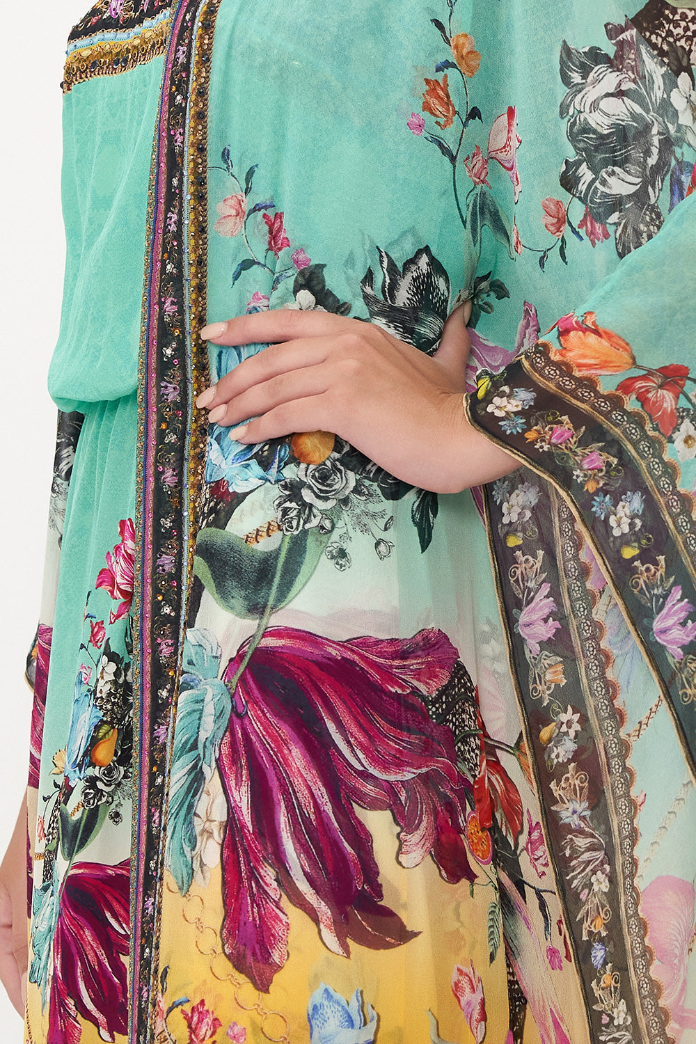 OVERSIZED ROBE VIPER ROOM