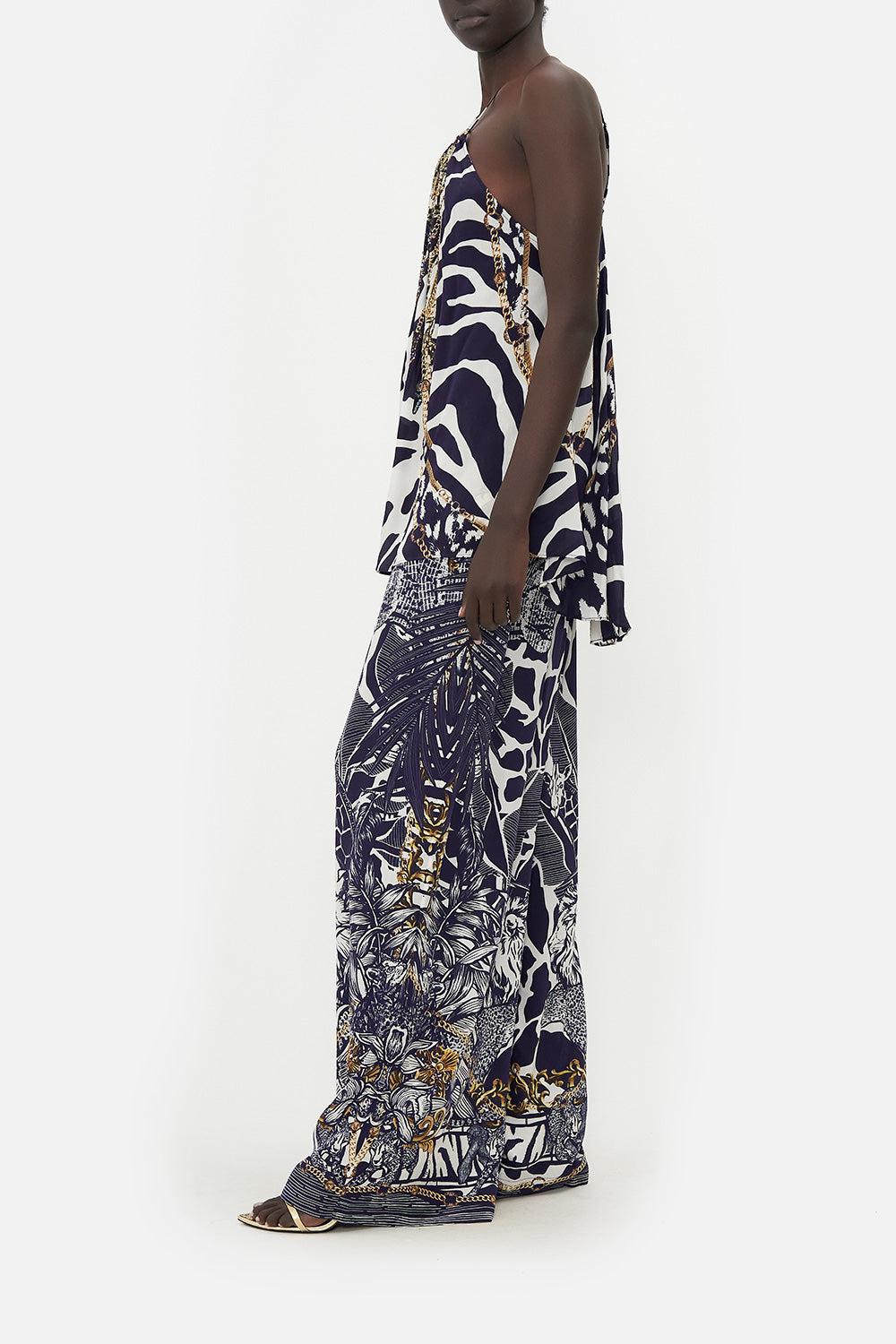 HALTER TOP WITH HARDWARE WHERES YOUR HEAD AT