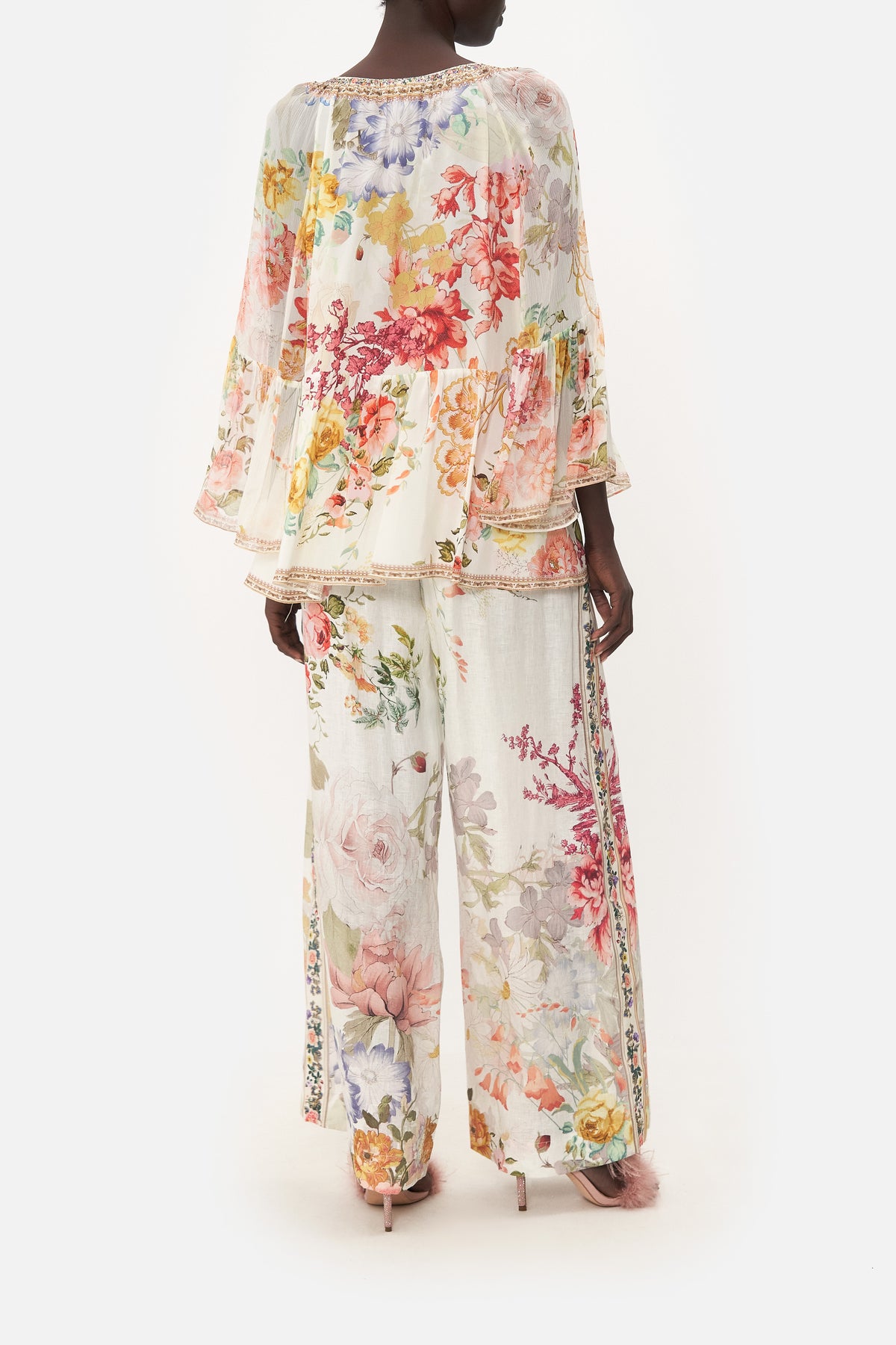 RAGLAN BLOUSE WITH SLEEVE RUFFLE ROMANTIC RITES