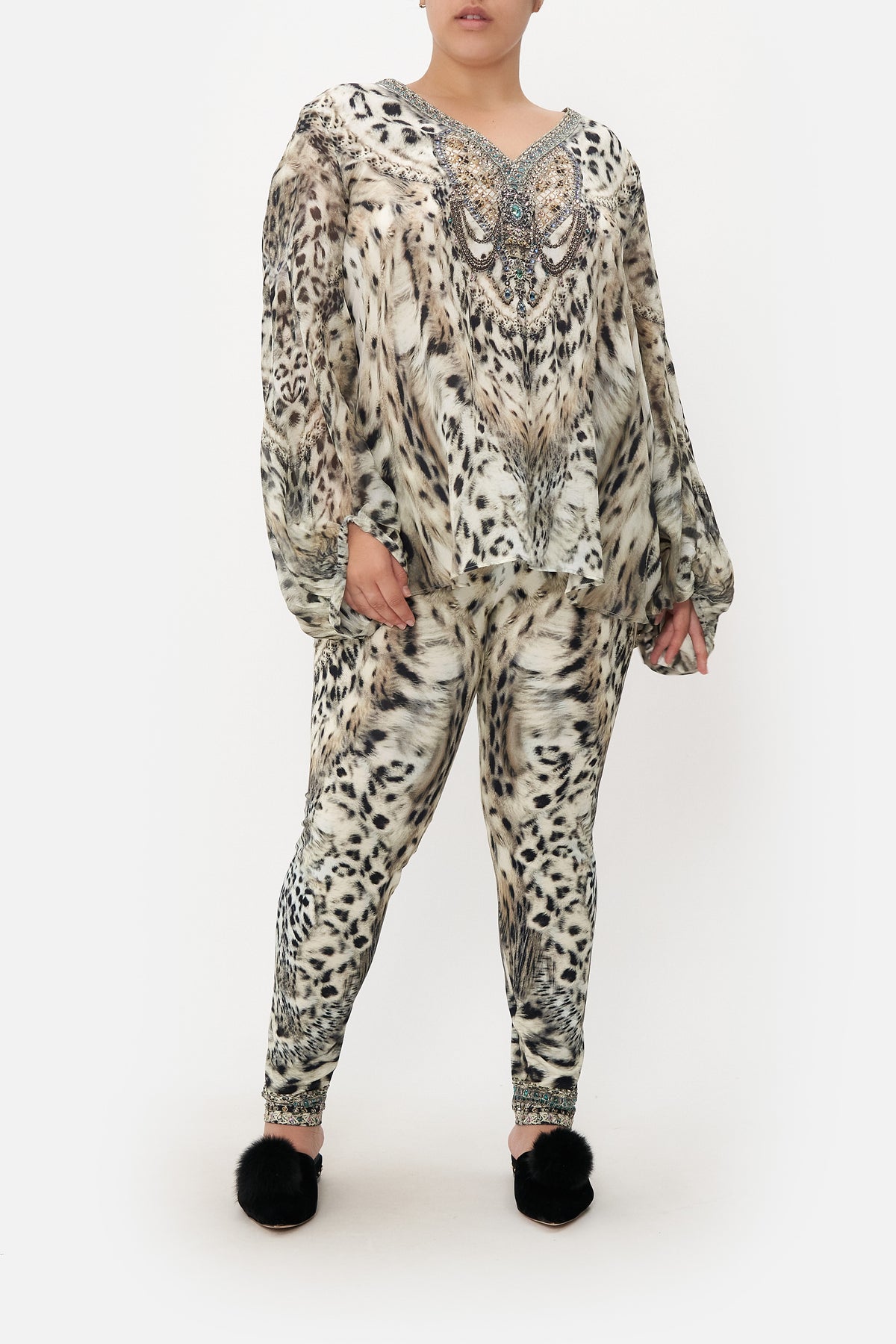 PANEL SLEEVE BLOUSE SNOW WHISPERS