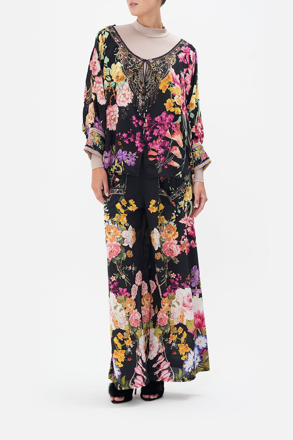 RAGLAN SLEEVE BUTTON UP TOP LIBERTINE LADY