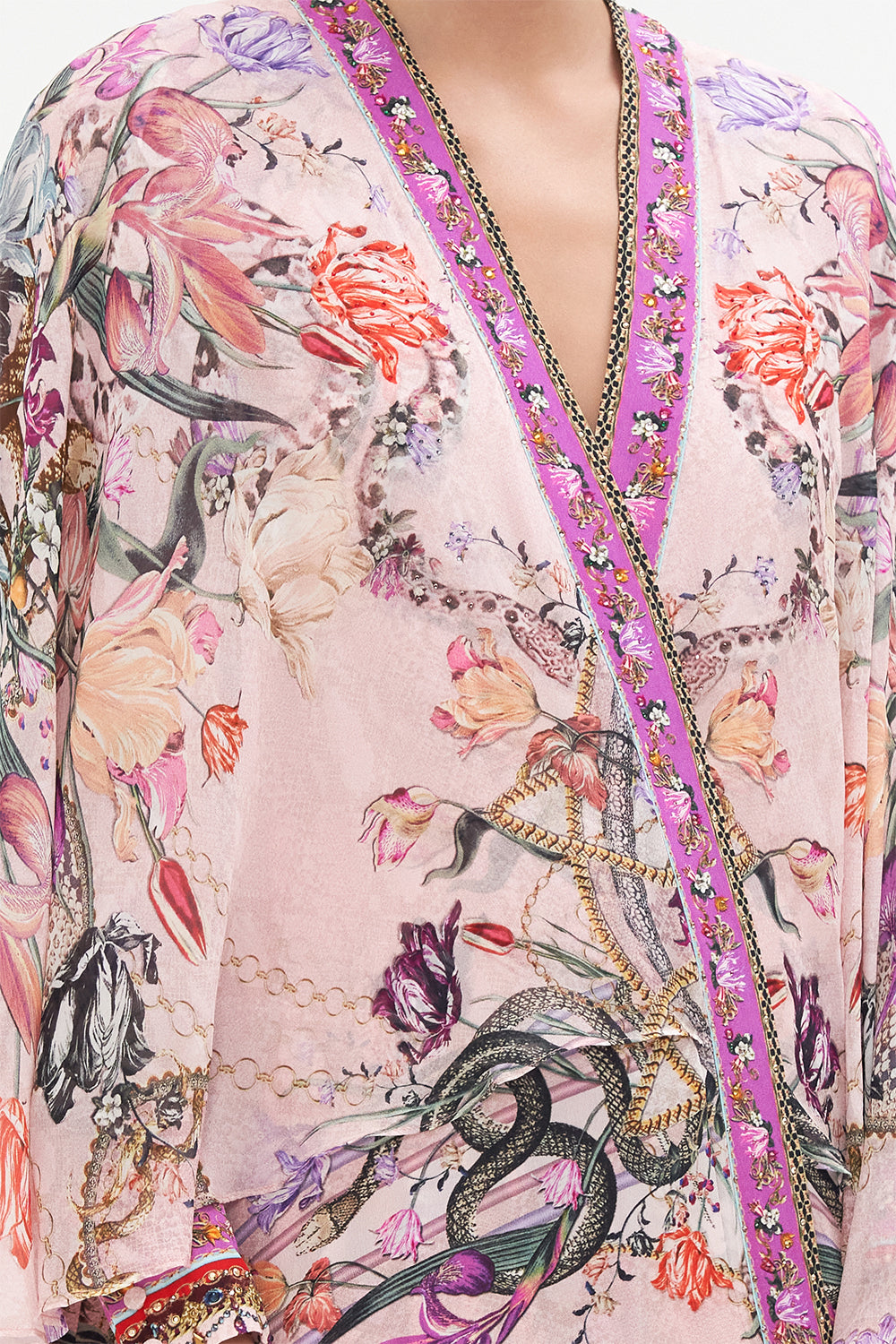 DRAPED HIGH-LOW LAYER MAD AS A SNAKE