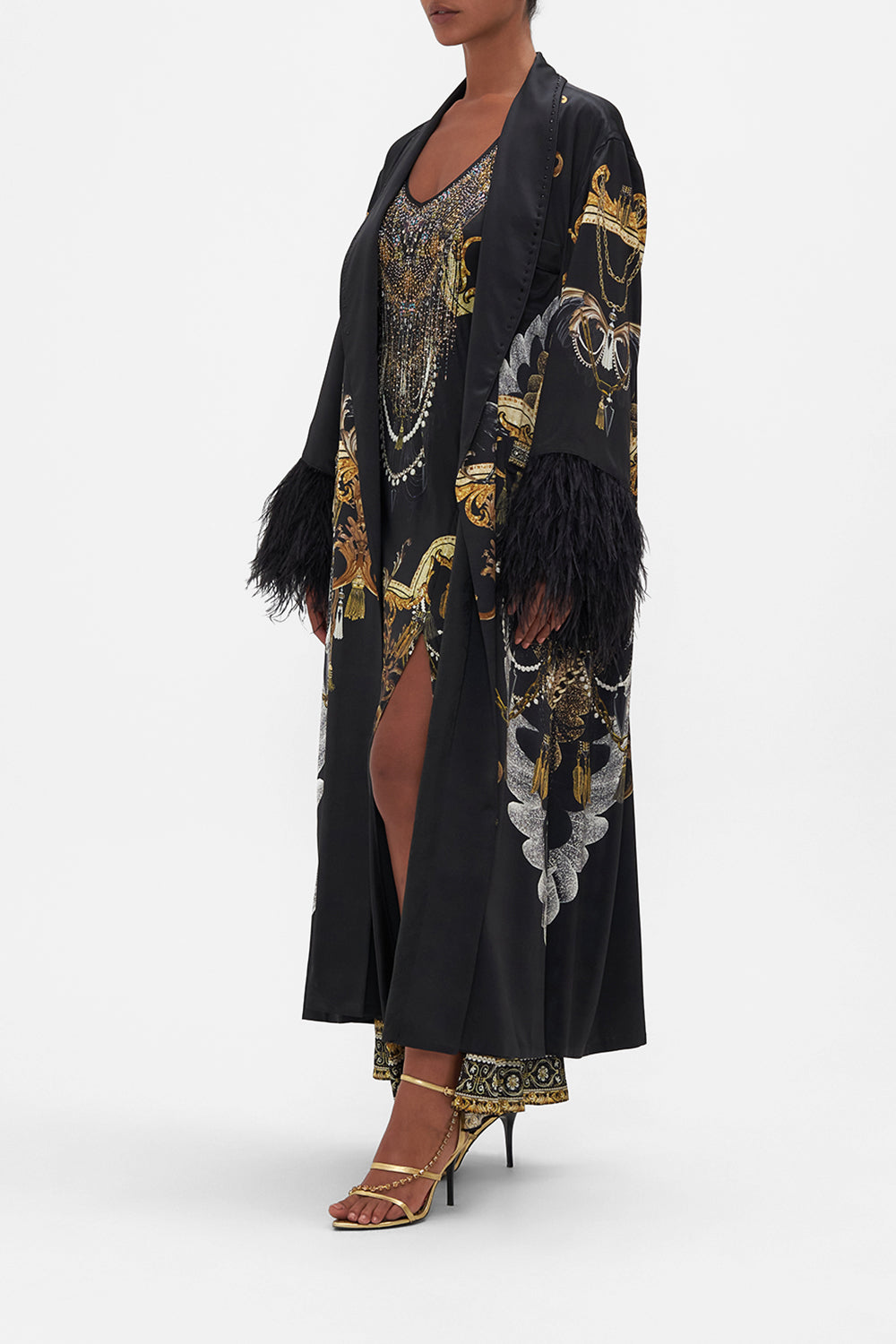 LONG ROBE WITH FLARED SLEEVE RAVIN RAVEN