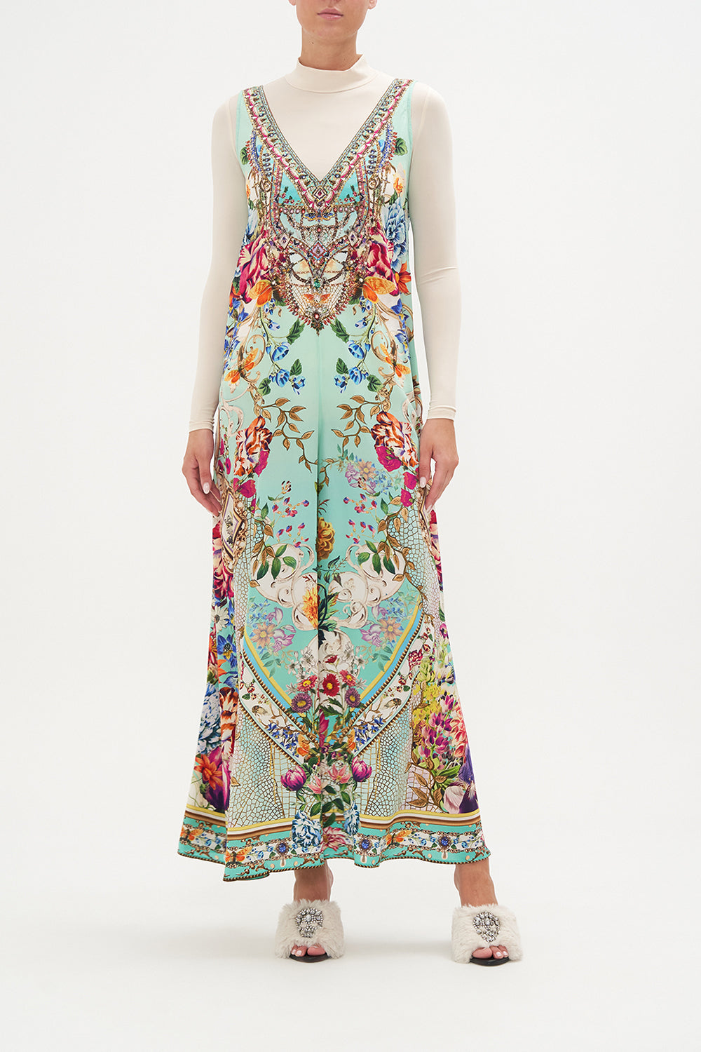 V NECK FLARED JUMPSUIT HONEY HONEY