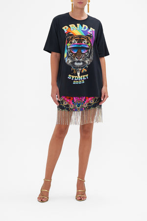 Oversize Band Tee Dancing With Destiny print by CAMILLA
