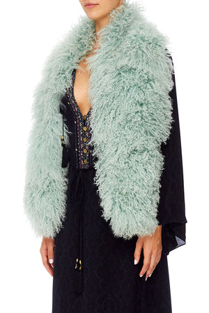 FUR STOLE I DREAM OF MARIE