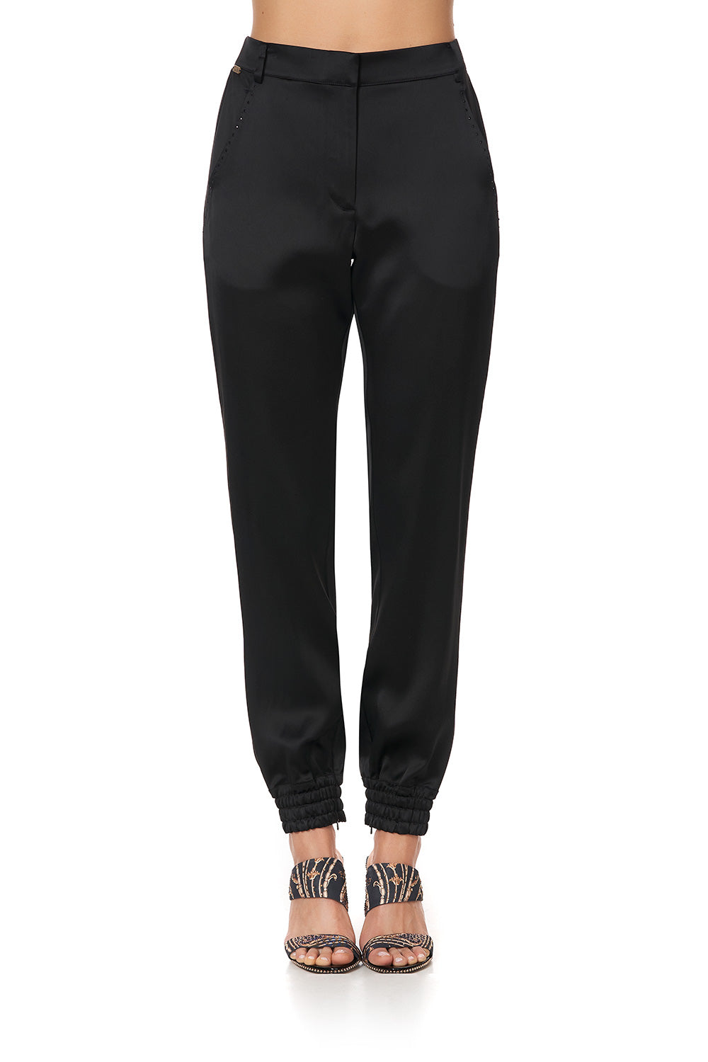 JOGGER WITH ENCASED ELASTIC CUFF SOLID BLACK