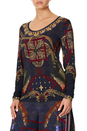 LONG SLEEVE FITTED TOP THIS CHARMING WOMAN