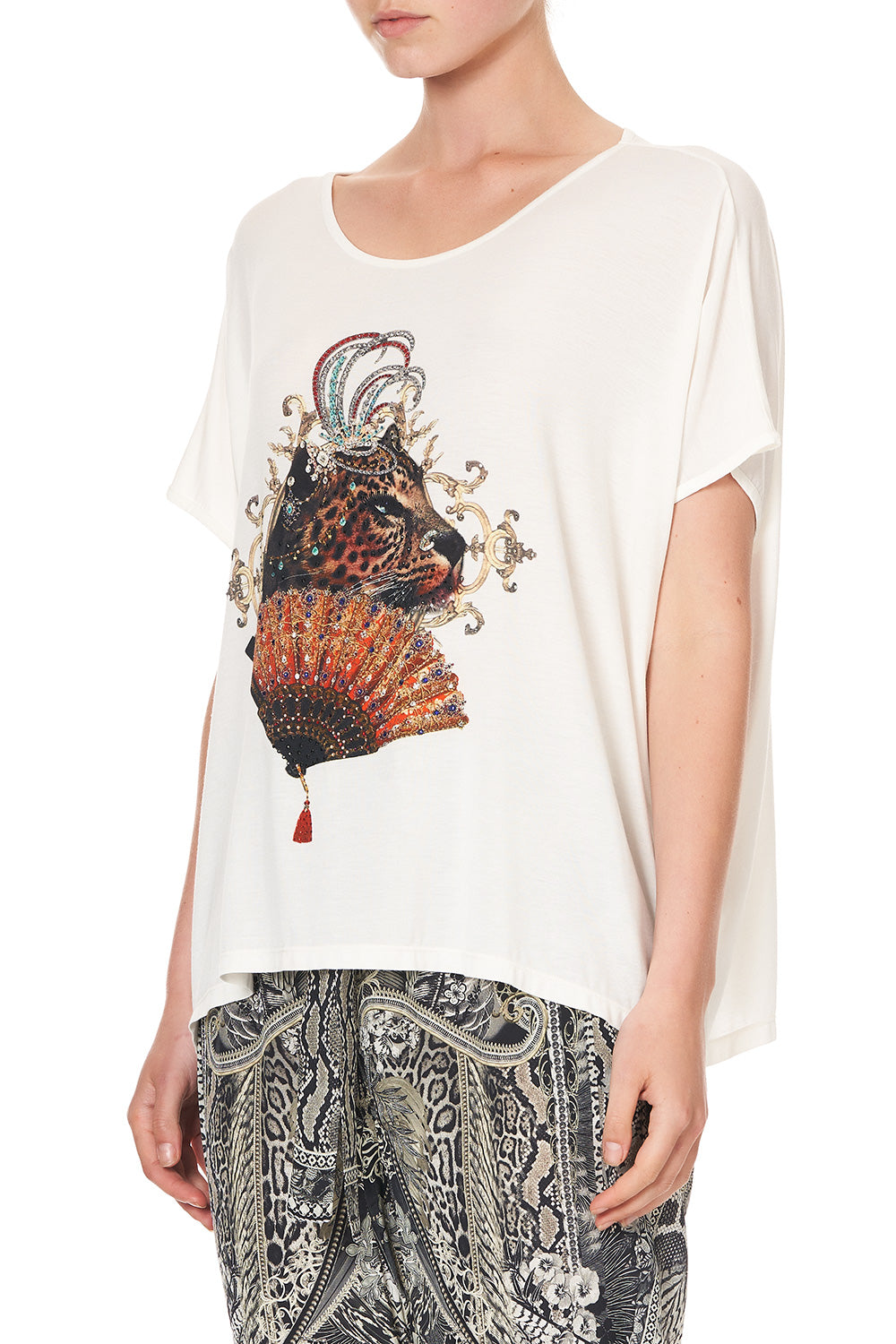 LOOSE FIT BOXY TEE ONE TRIBE