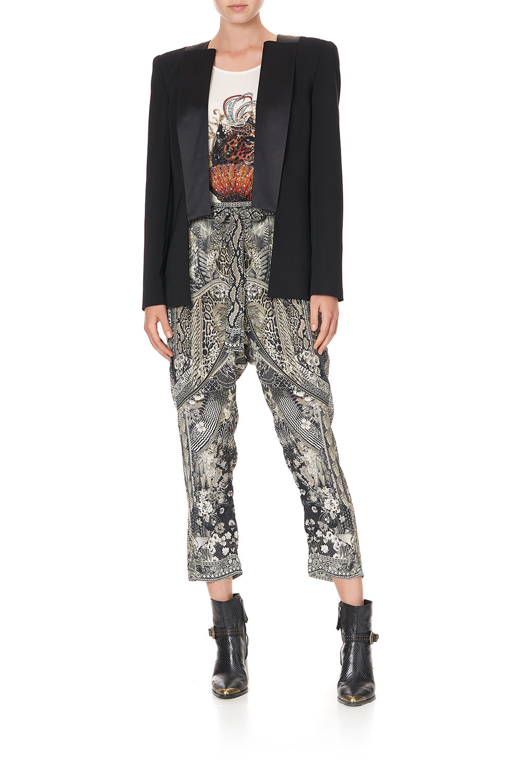 LOOSE FIT BOXY TEE ONE TRIBE