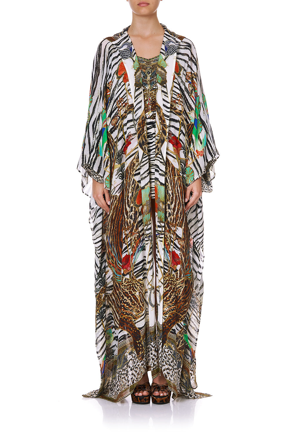 OVERSIZED ROBE COSMIC CONFLICT