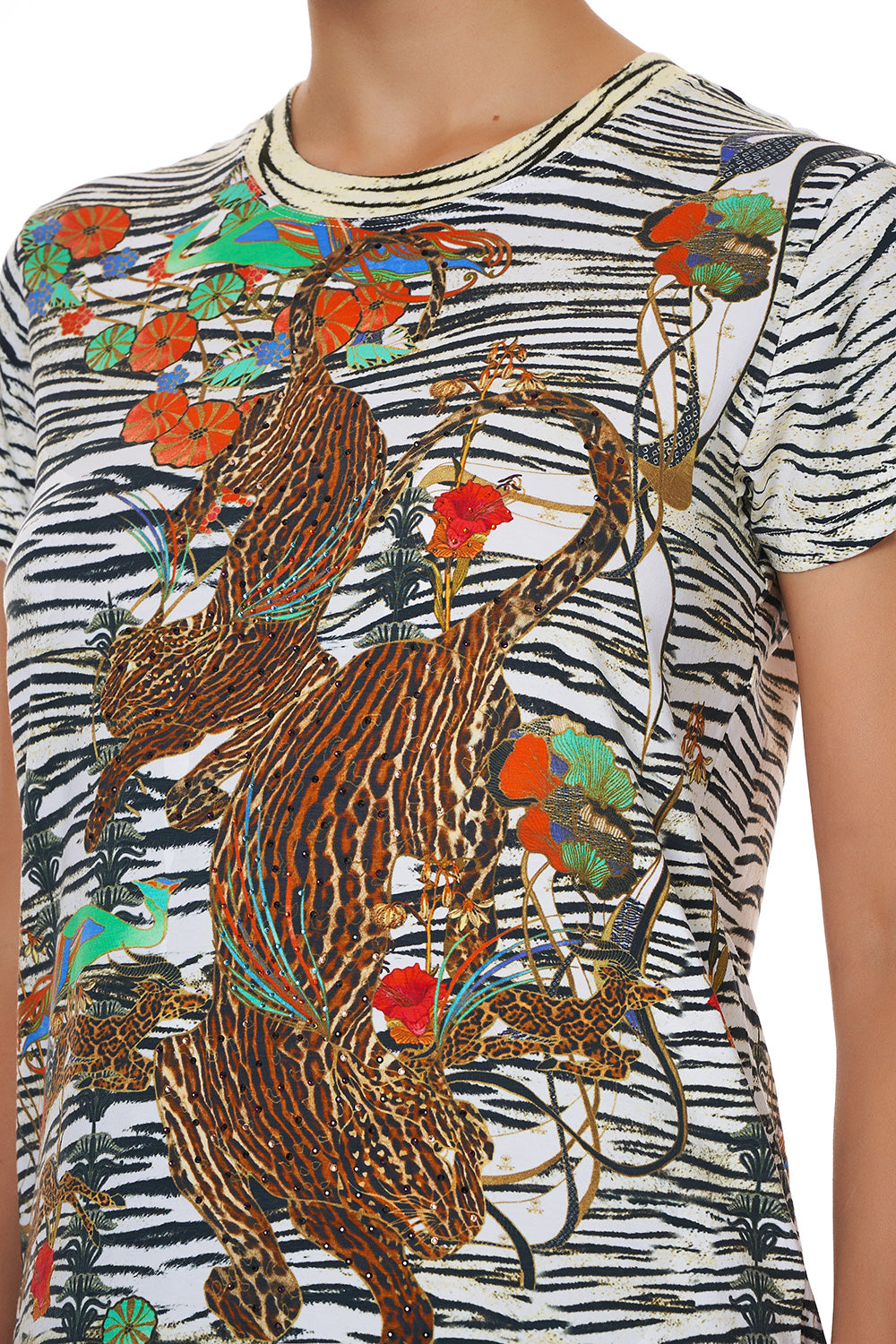 SLIM FIT ROUND NECK T-SHIRT COSMIC CONFLICT