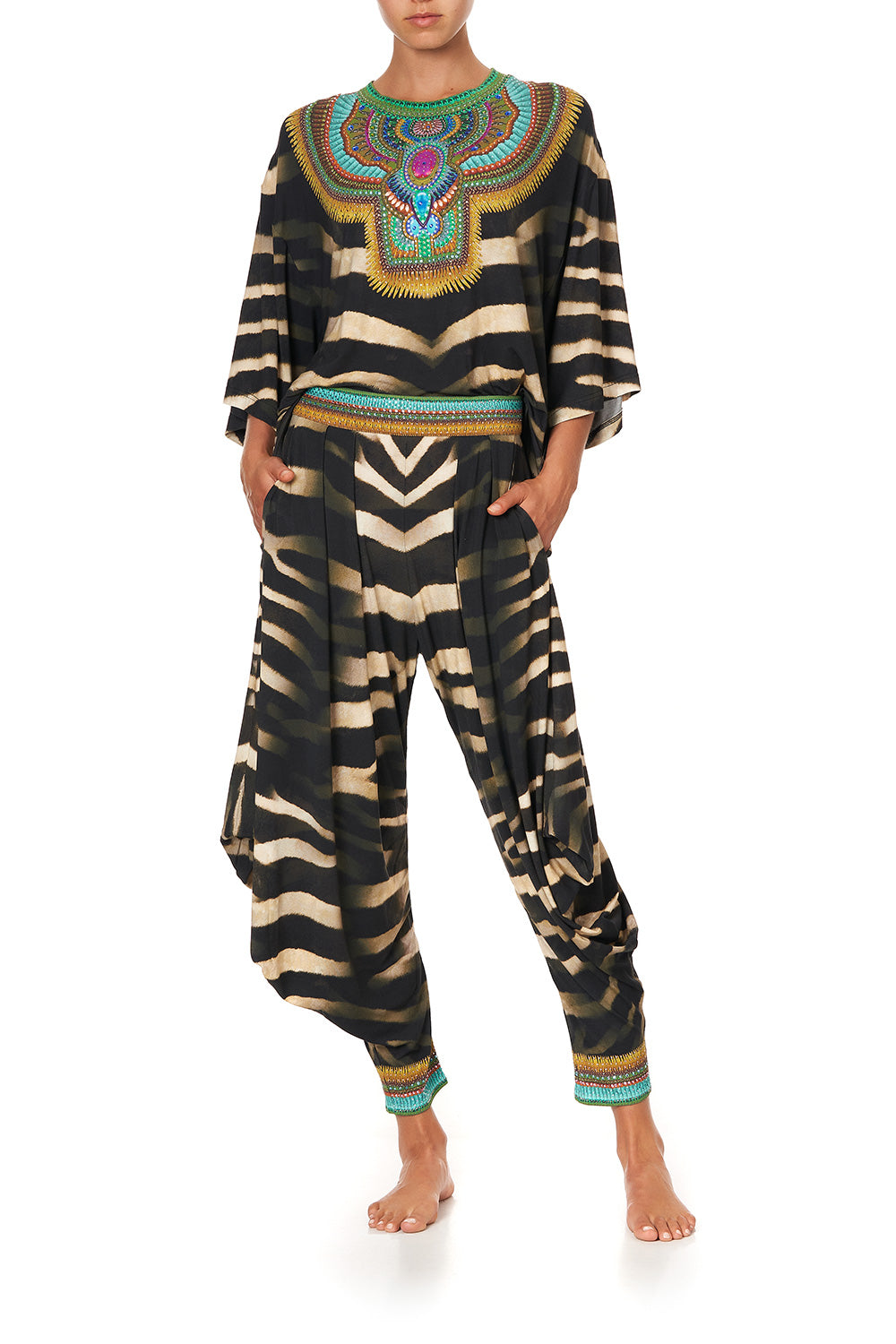 SUPER OVERSIZED TEE BAKORA