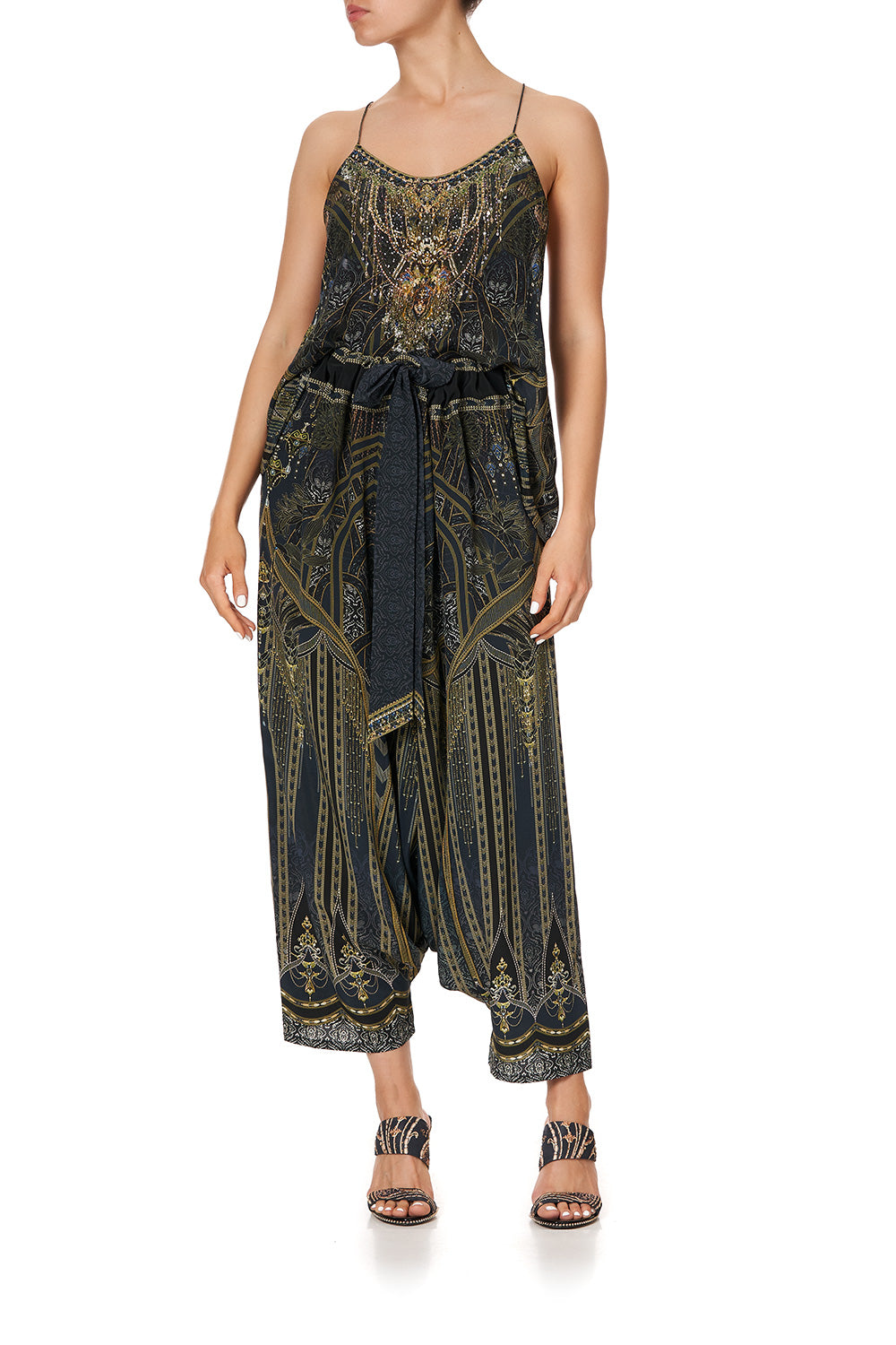 T BACK SHOESTRING TOP GREAT SCOTT