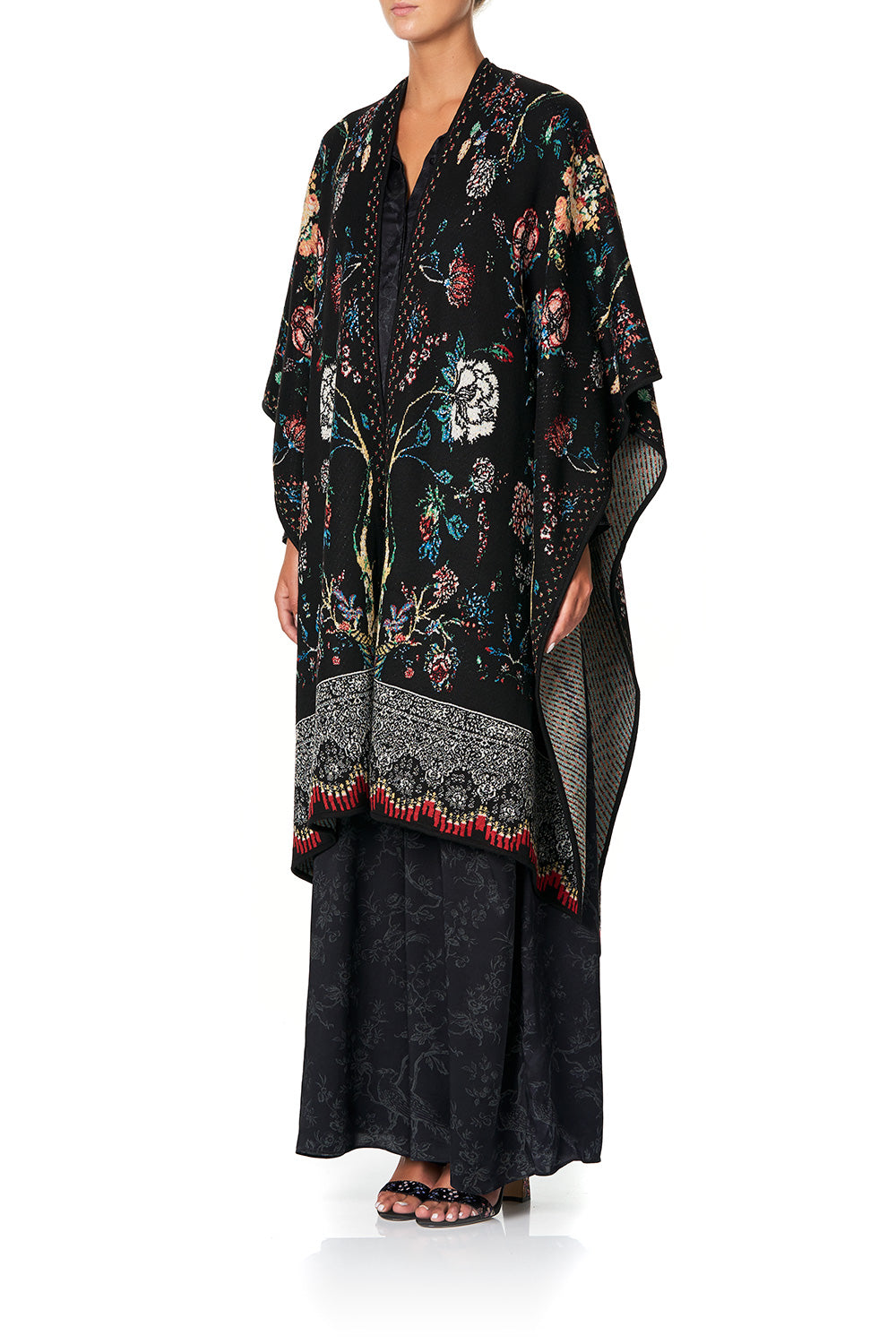 CAMILLA THROW OVER PONCHO HAUTE PROVINCIAL