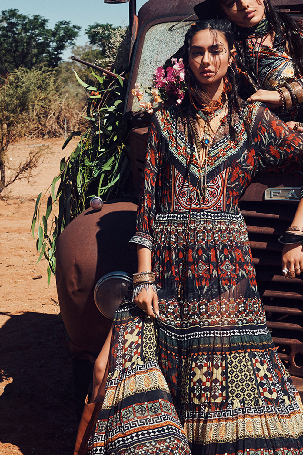 LONG GATHERED PANEL DRESS PAVED IN PAISLEY